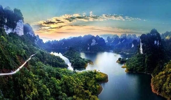 Hồ Na Hang, Tuyên Quang giữa rừng núi lúc hoàng hôn