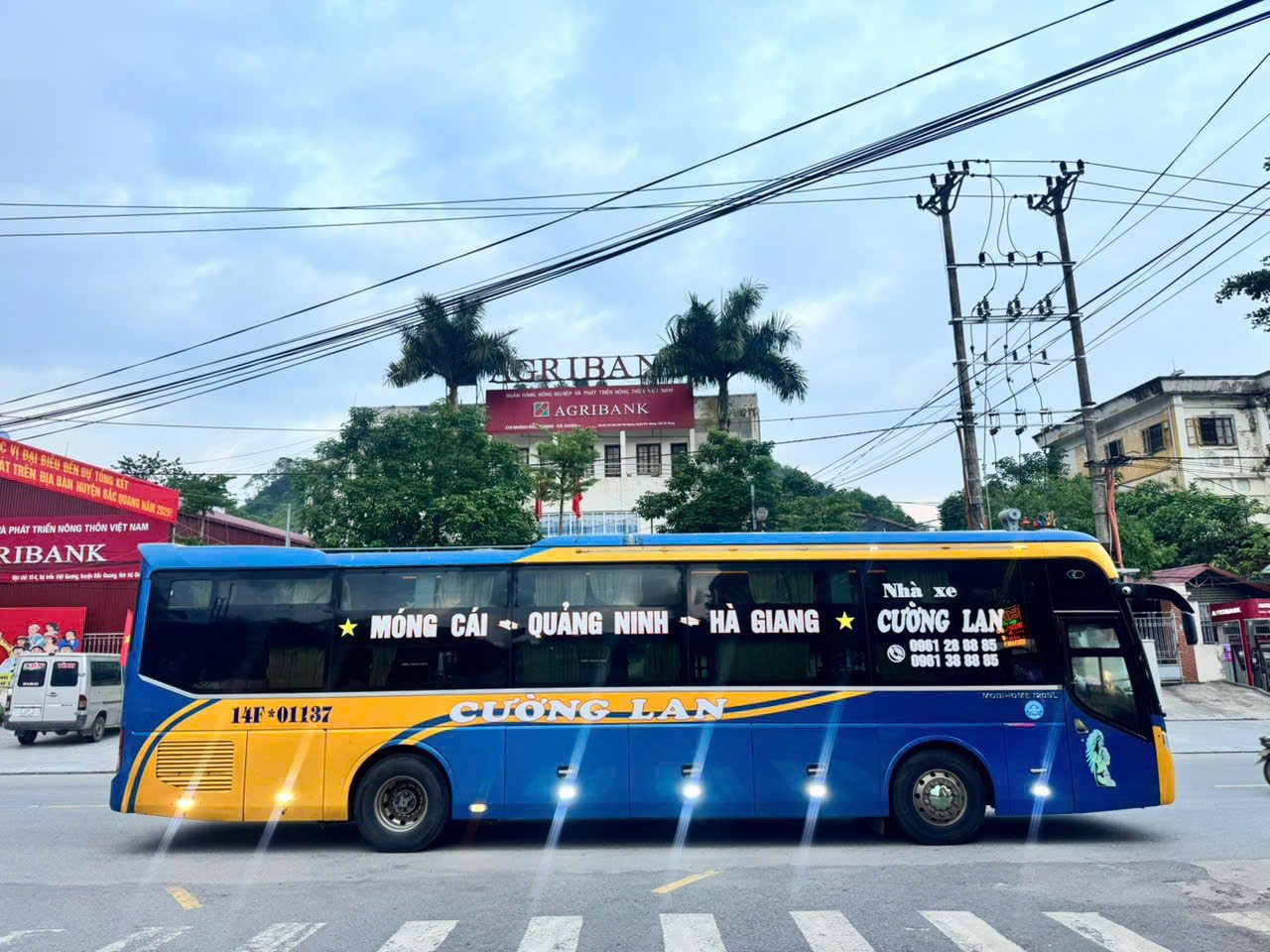 Xe Nhà xe Cường Lan tuyến Móng Cái – Quảng Ninh – Hà Giang